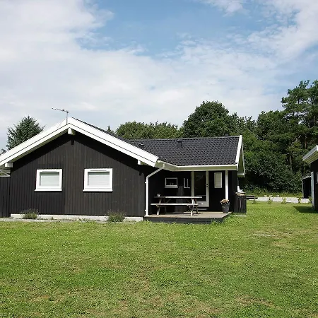 Three-bedroom Holiday In Skals 4